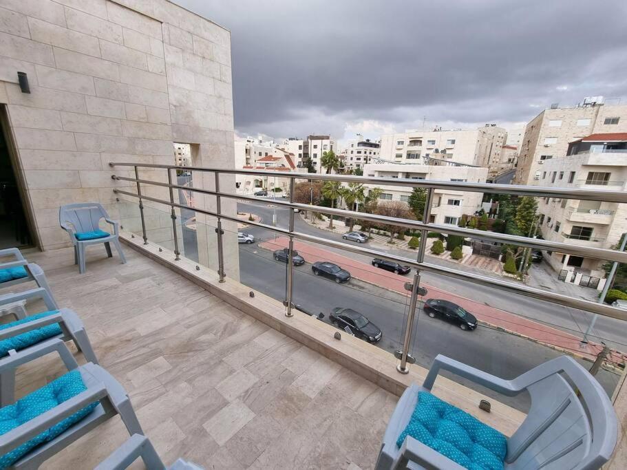 Deir Ghbar 3 Rooms Apart 安曼 外观 照片